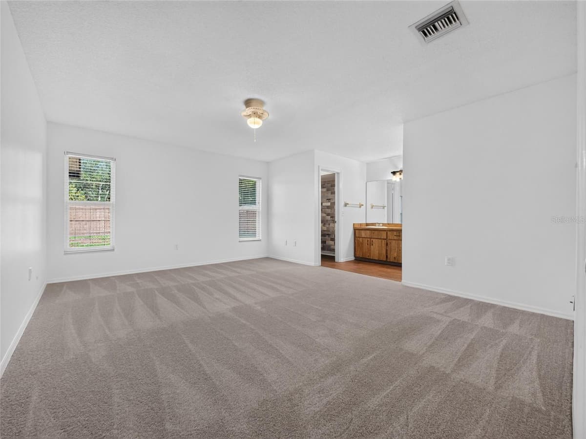 811 HARBOUR COURT — photo 13 of 29