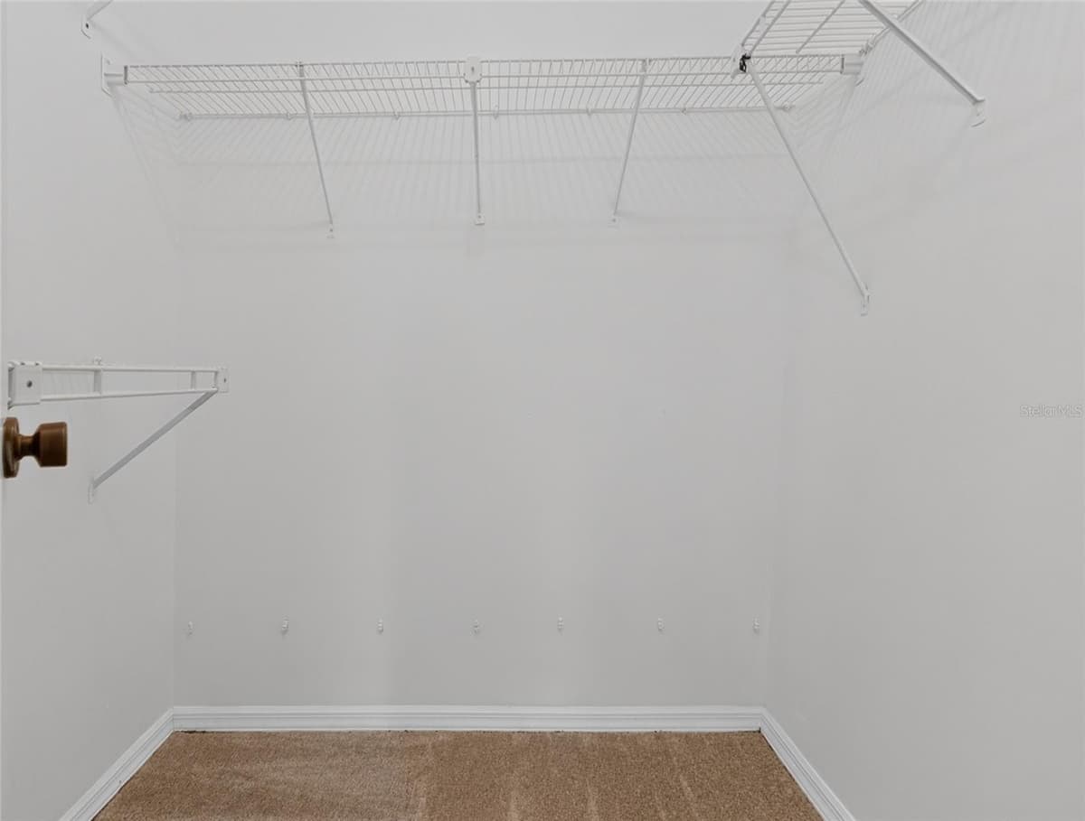 811 HARBOUR COURT — photo 16 of 29