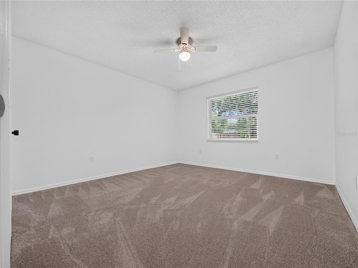 811 HARBOUR COURT — photo 18 of 29