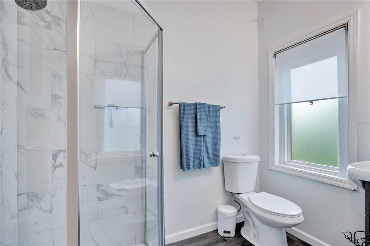 210 BELLEVUE AVENUE — photo 16 of 25