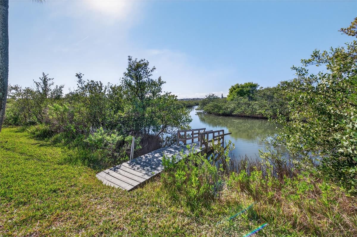 2450 OCEAN SHORE BOULEVARD — photo 37 of 48