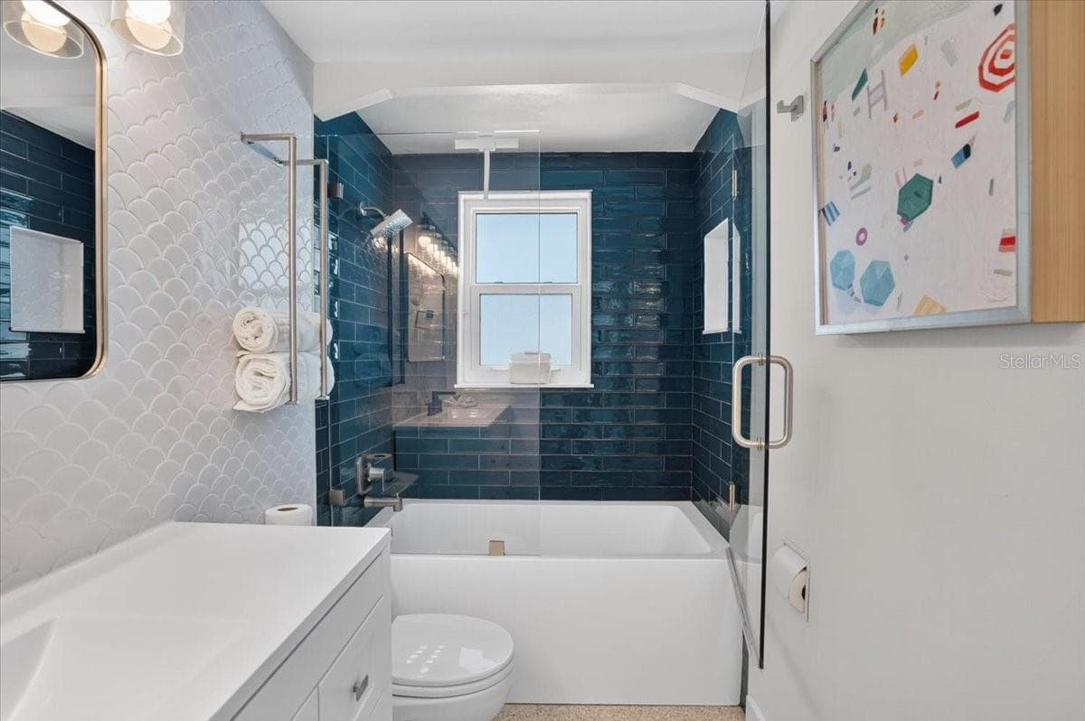 6203 HOLMES BOULEVARD — photo 53 of 66