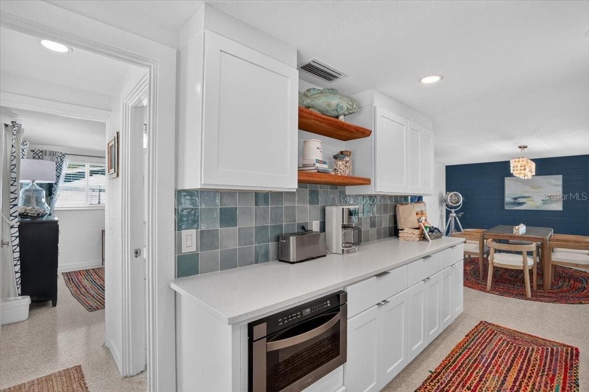 6203 HOLMES BOULEVARD — photo 47 of 66