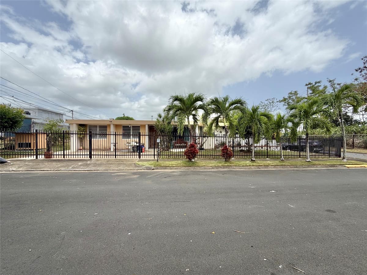 33 CALLE DIEGO SALCEDO — photo 57 of 60