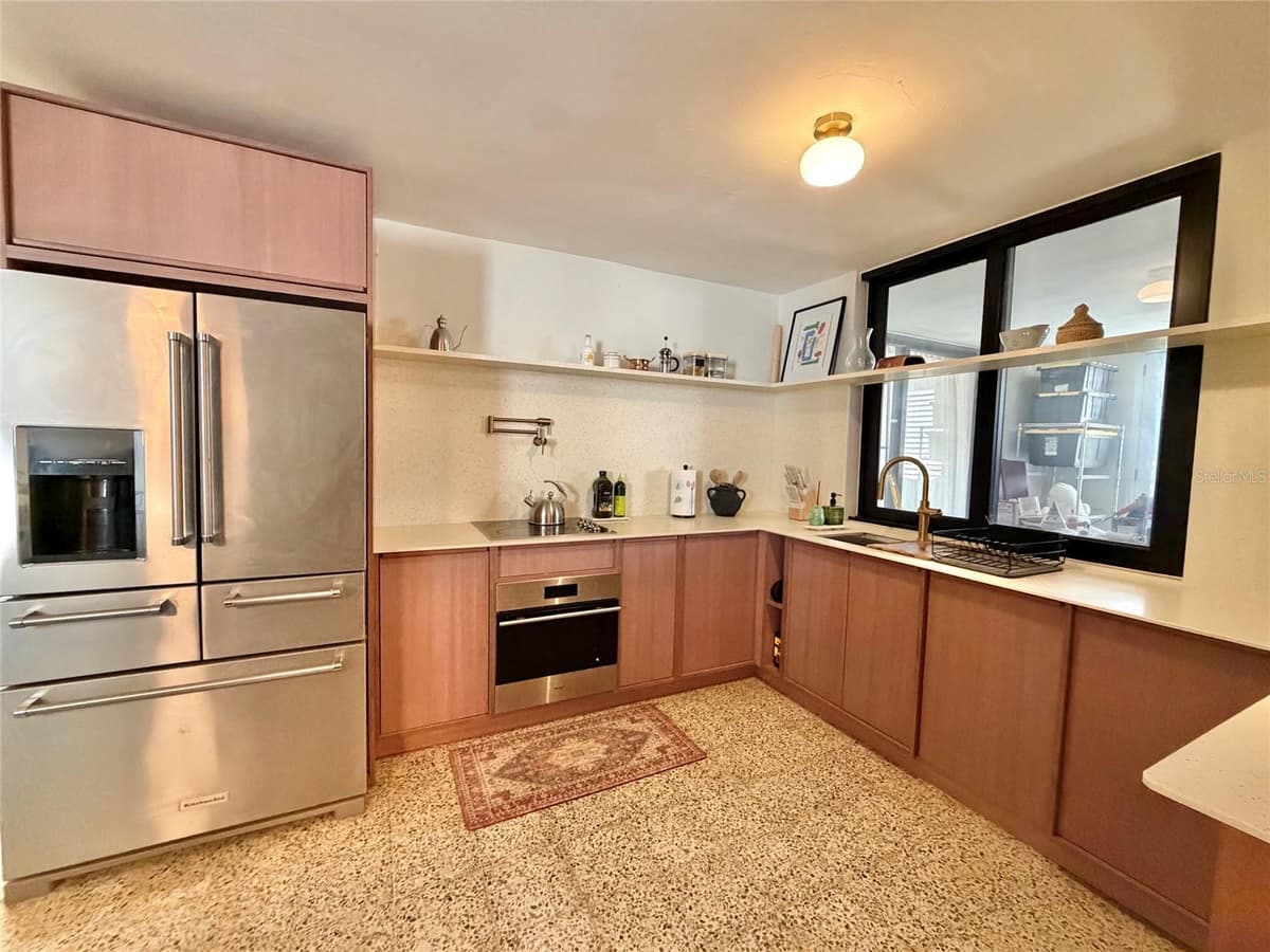 33 CALLE DIEGO SALCEDO — photo 29 of 60