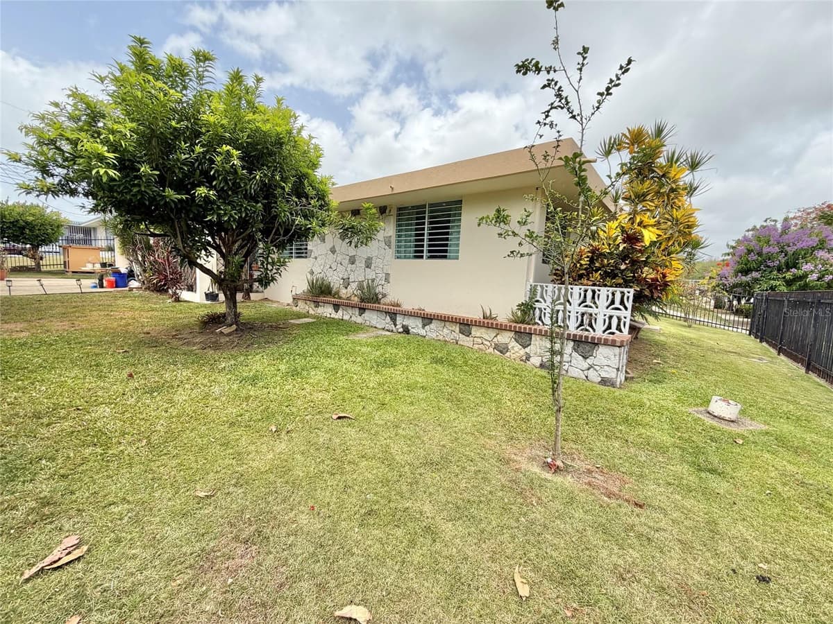 33 CALLE DIEGO SALCEDO — photo 48 of 60