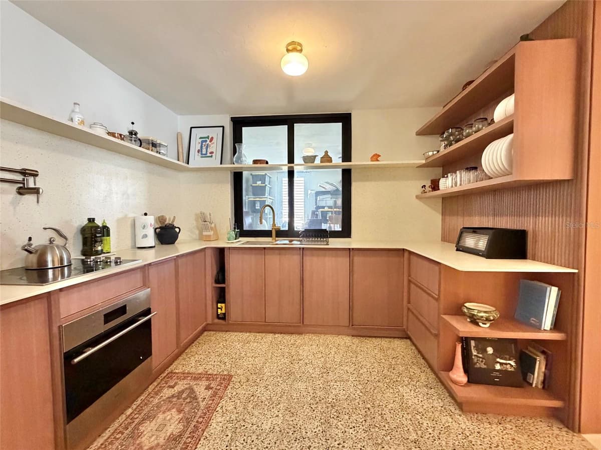 33 CALLE DIEGO SALCEDO — photo 27 of 60