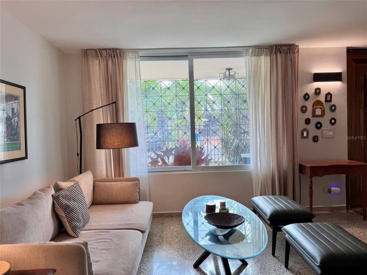 33 CALLE DIEGO SALCEDO — photo 13 of 60