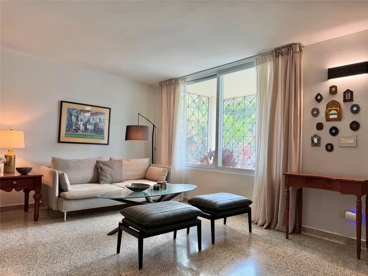33 CALLE DIEGO SALCEDO — photo 15 of 60