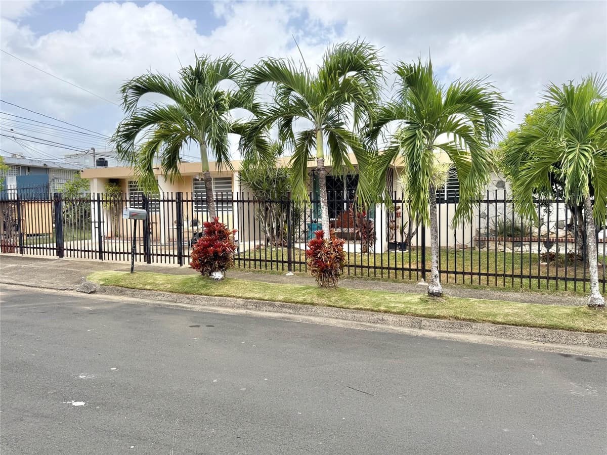 33 CALLE DIEGO SALCEDO — photo 59 of 60