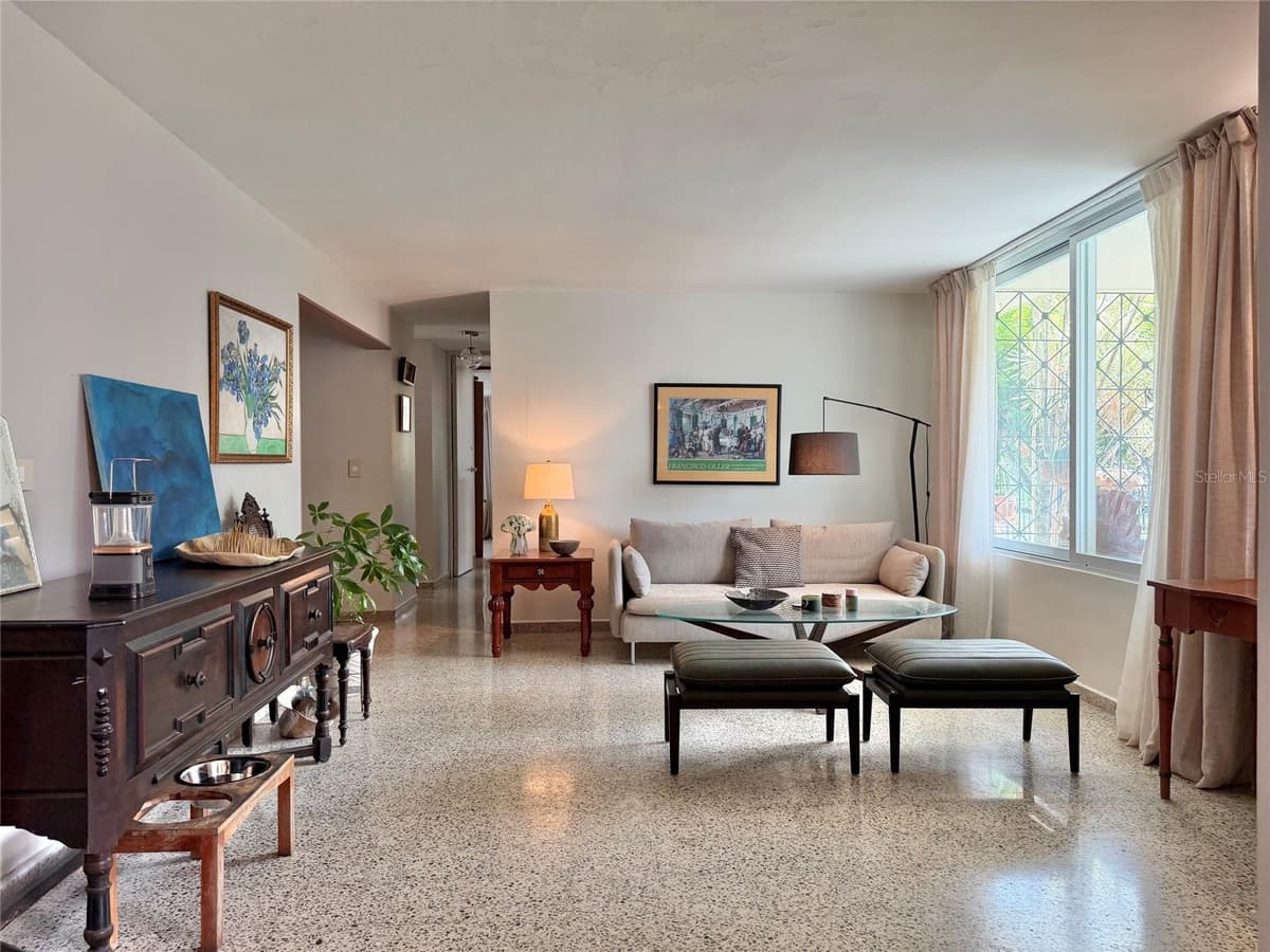 33 CALLE DIEGO SALCEDO — photo 8 of 60