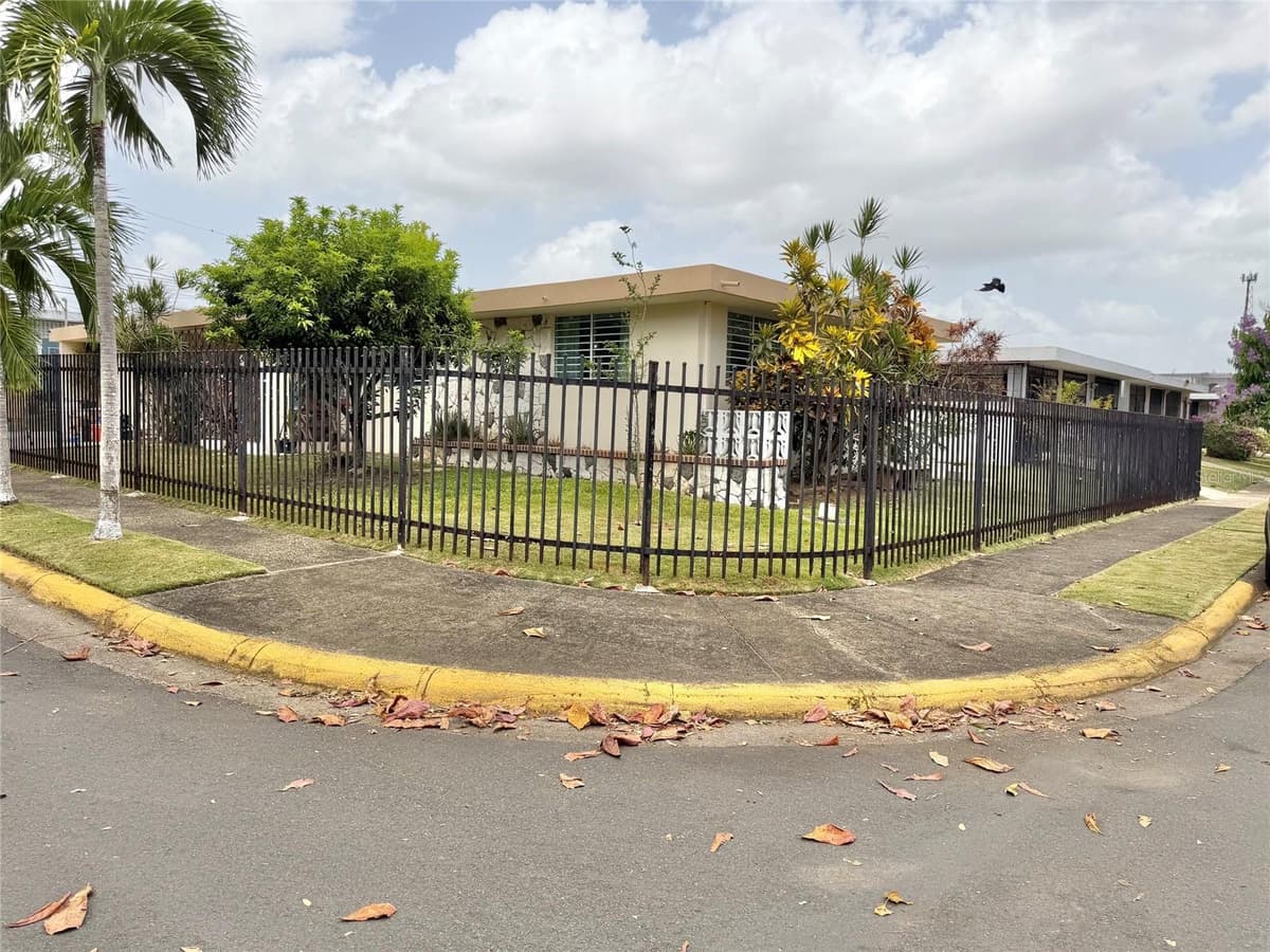 33 CALLE DIEGO SALCEDO — photo 58 of 60