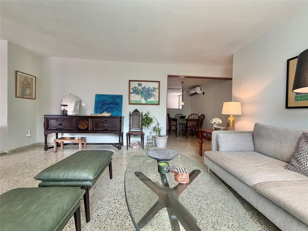33 CALLE DIEGO SALCEDO — photo 10 of 60