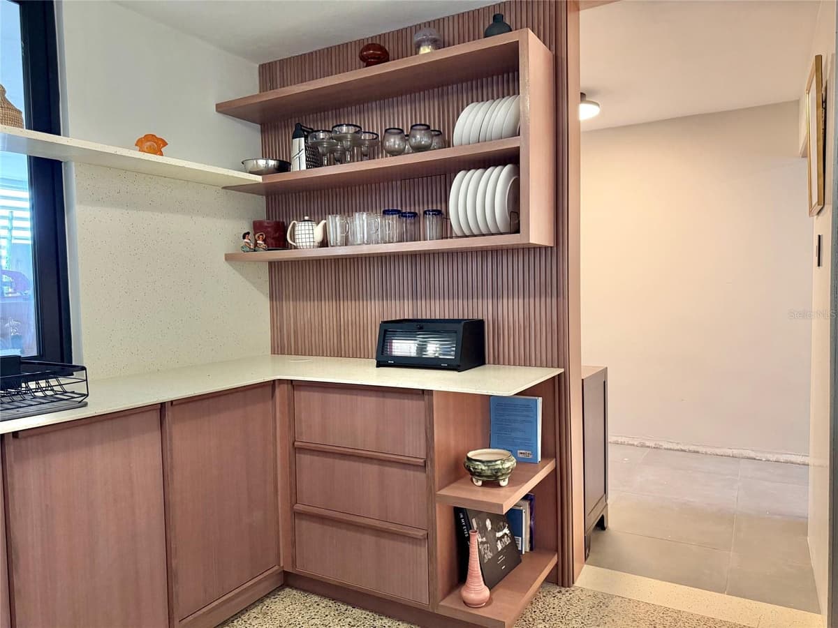 33 CALLE DIEGO SALCEDO — photo 32 of 60