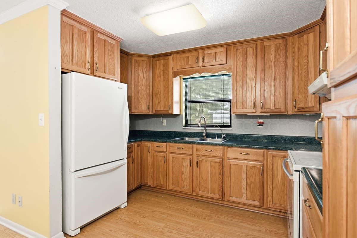 37107 BAILEY HILL DRIVE — photo 11 of 38