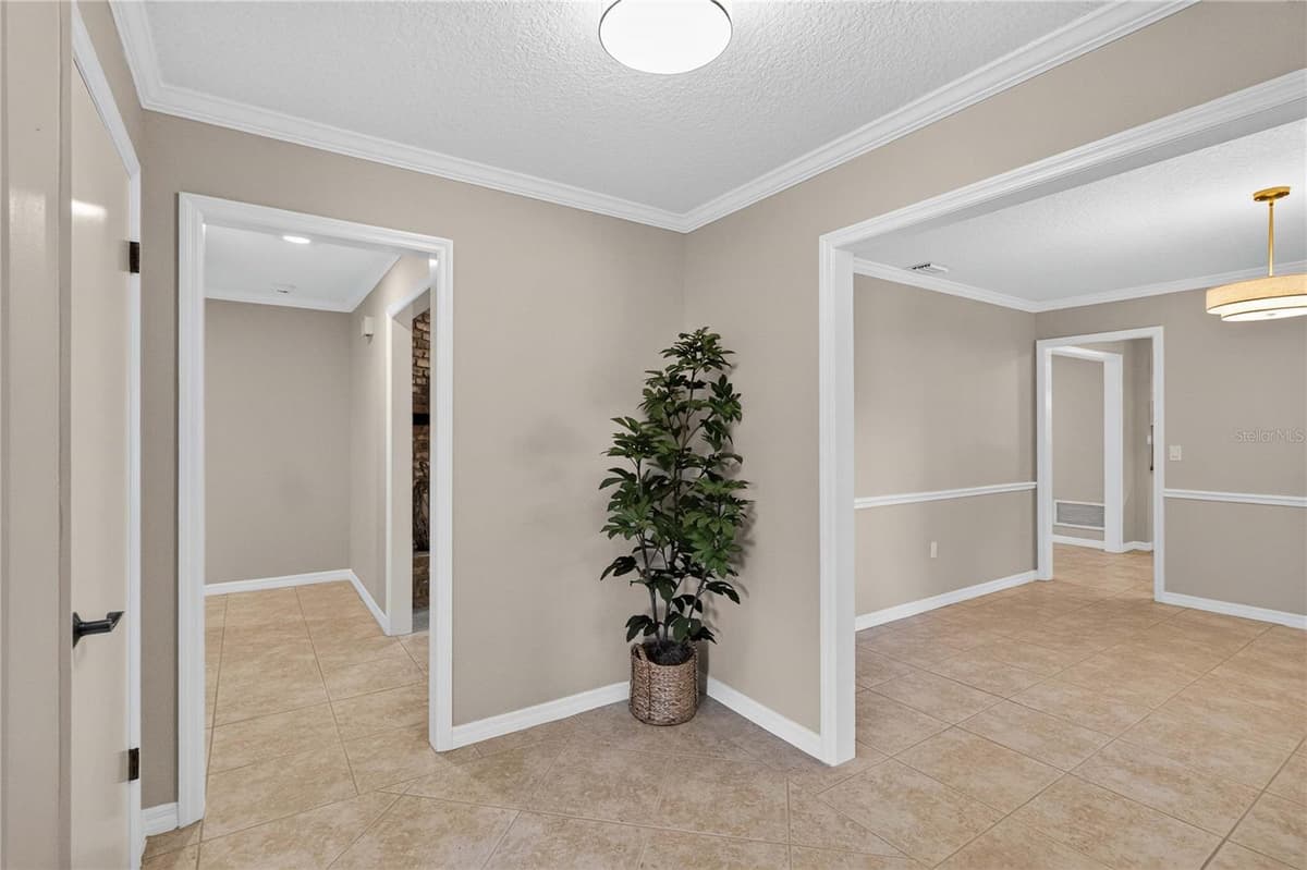 4195 FALLWOOD CIRCLE — photo 8 of 50
