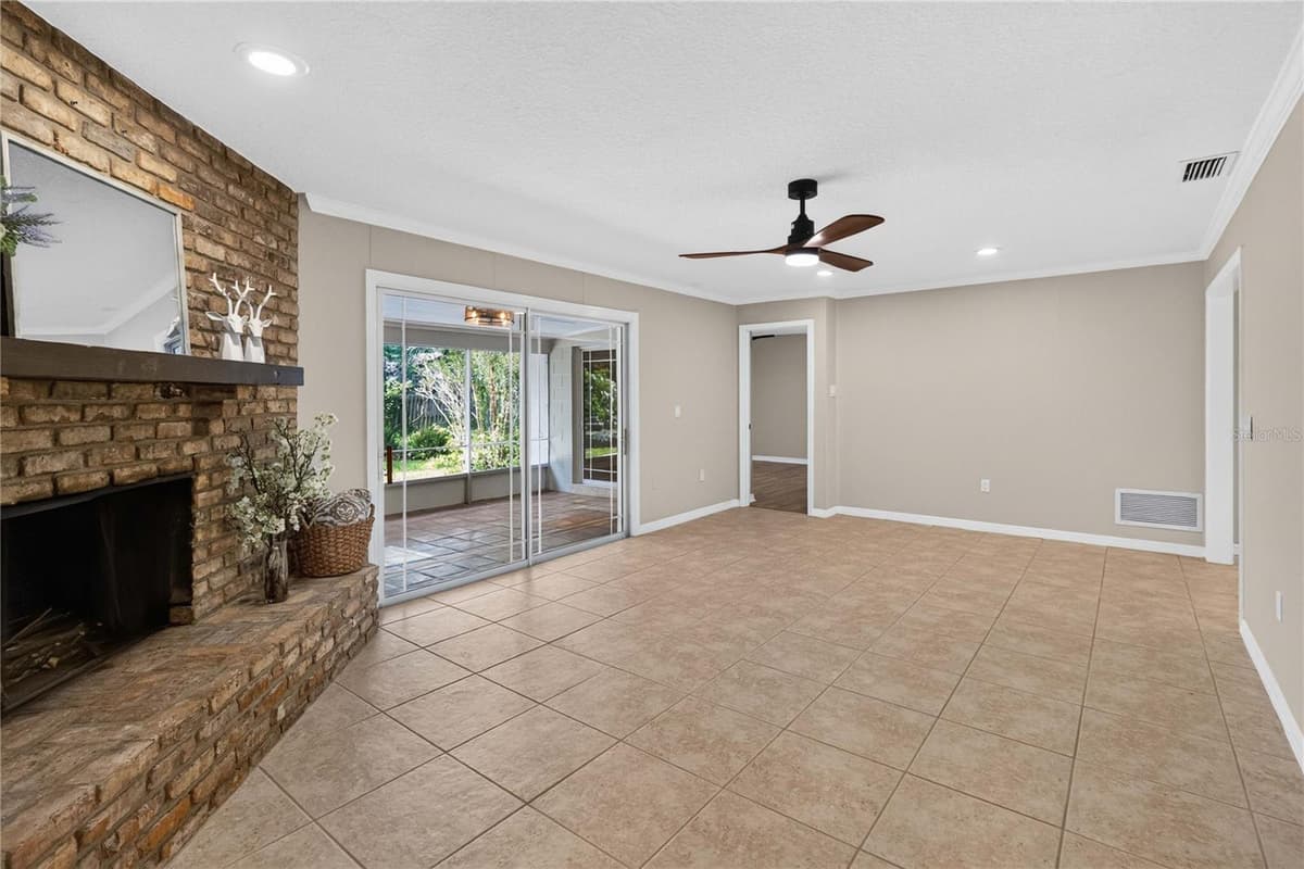 4195 FALLWOOD CIRCLE — photo 19 of 50