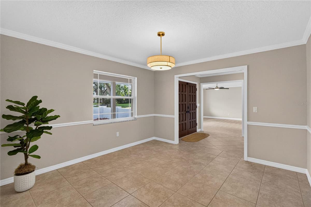 4195 FALLWOOD CIRCLE — photo 6 of 50