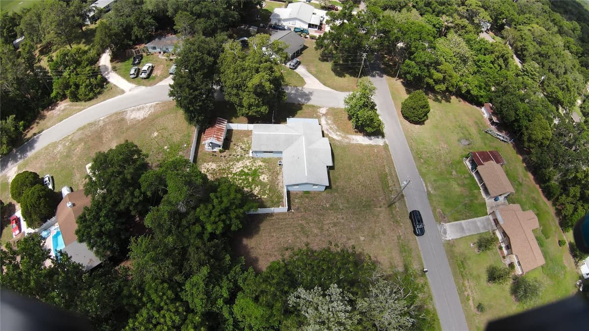 26408 ROLLING ACRES DRIVE — photo 3 of 6
