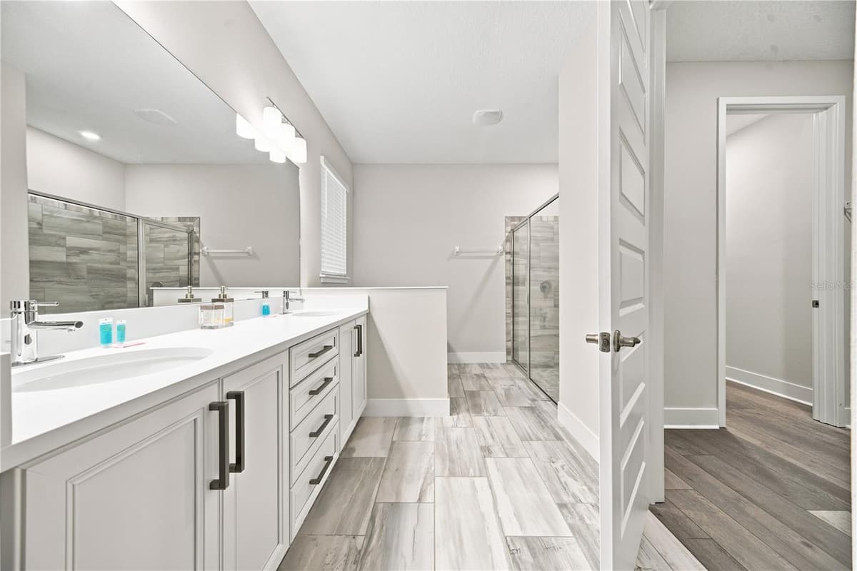 312 AUBURN AVENUE — photo 25 of 65