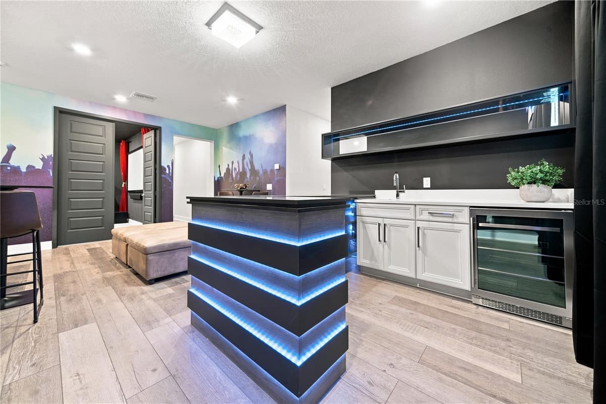 312 AUBURN AVENUE — photo 31 of 65