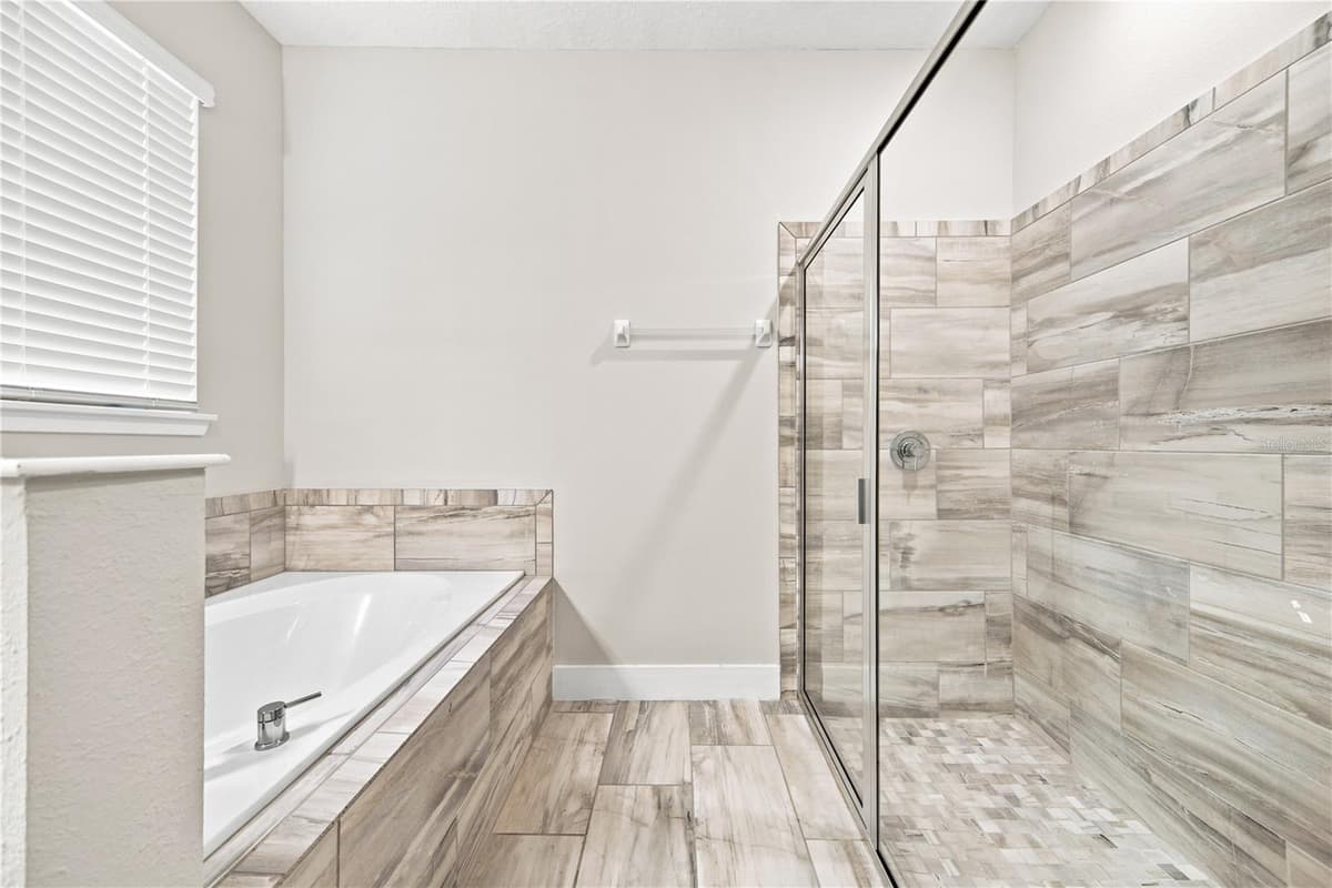 312 AUBURN AVENUE — photo 26 of 65