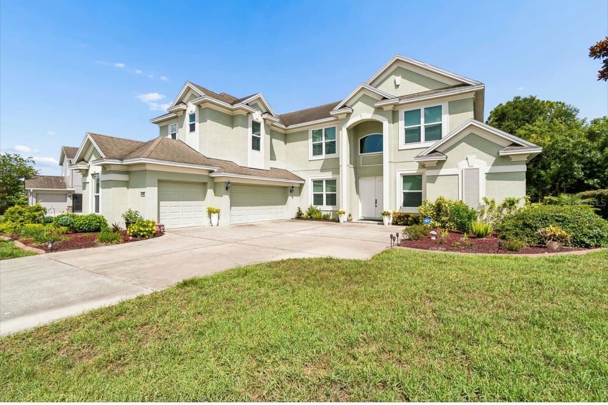 13800 CREST LAKE DRIVE — photo 1 of 92