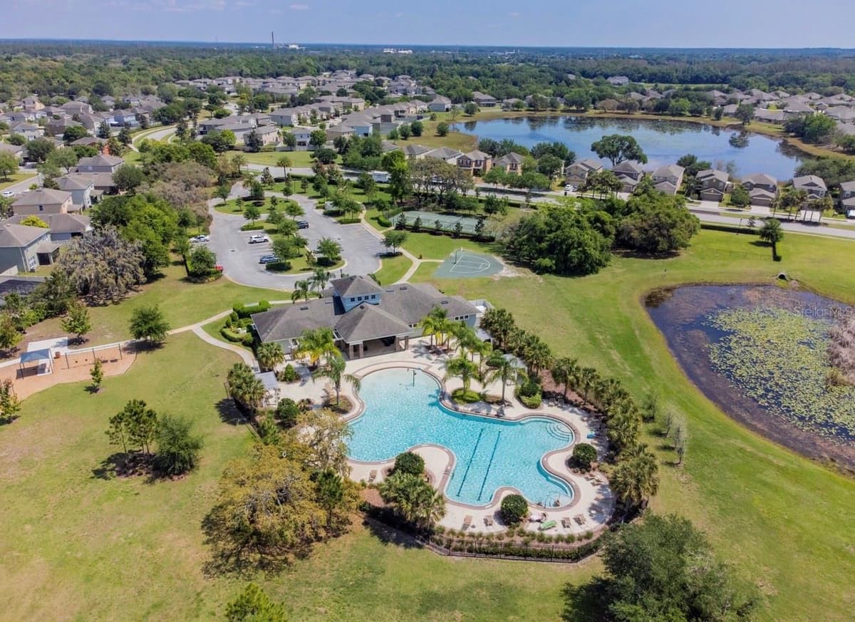 13800 CREST LAKE DRIVE — photo 82 of 92