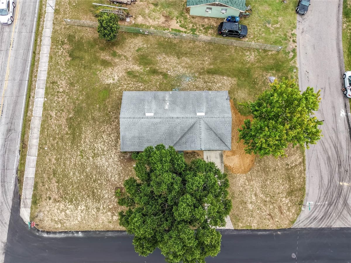 1000 VALENCIA AVENUE — photo 33 of 35