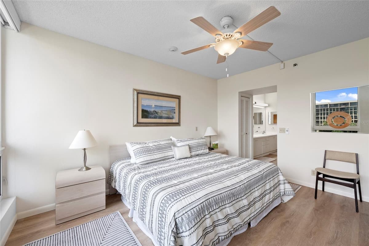 1095 GULF OF MEXICO DRIVE — photo 20 of 46
