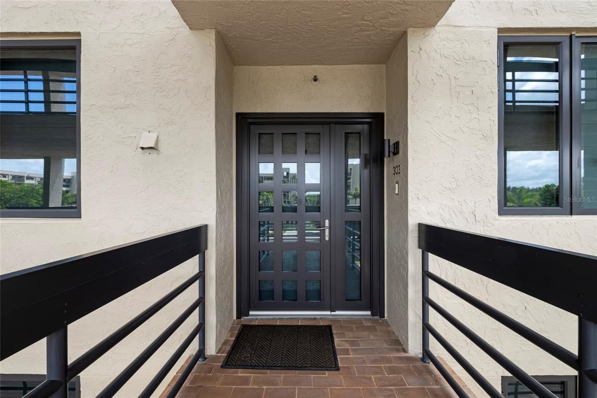 1095 GULF OF MEXICO DRIVE — photo 46 of 46