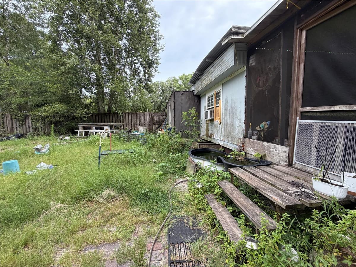 6900 ANGUS VALLEY DRIVE — photo 9 of 12