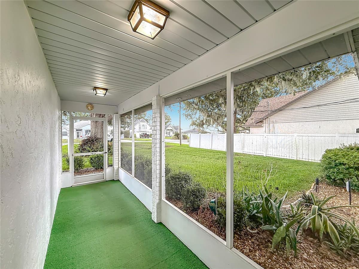 33909 LINDA LANE — photo 12 of 75
