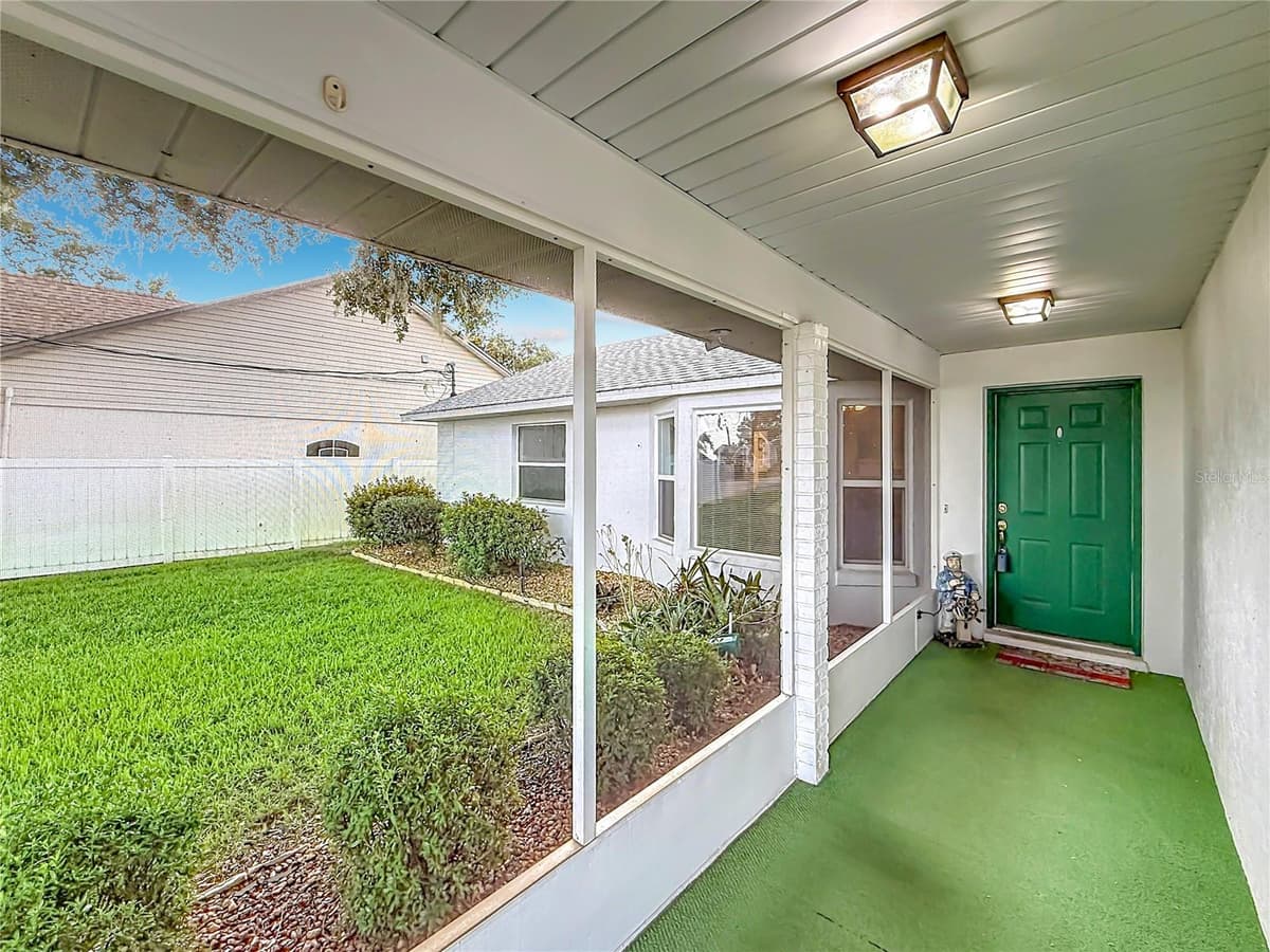 33909 LINDA LANE — photo 11 of 75