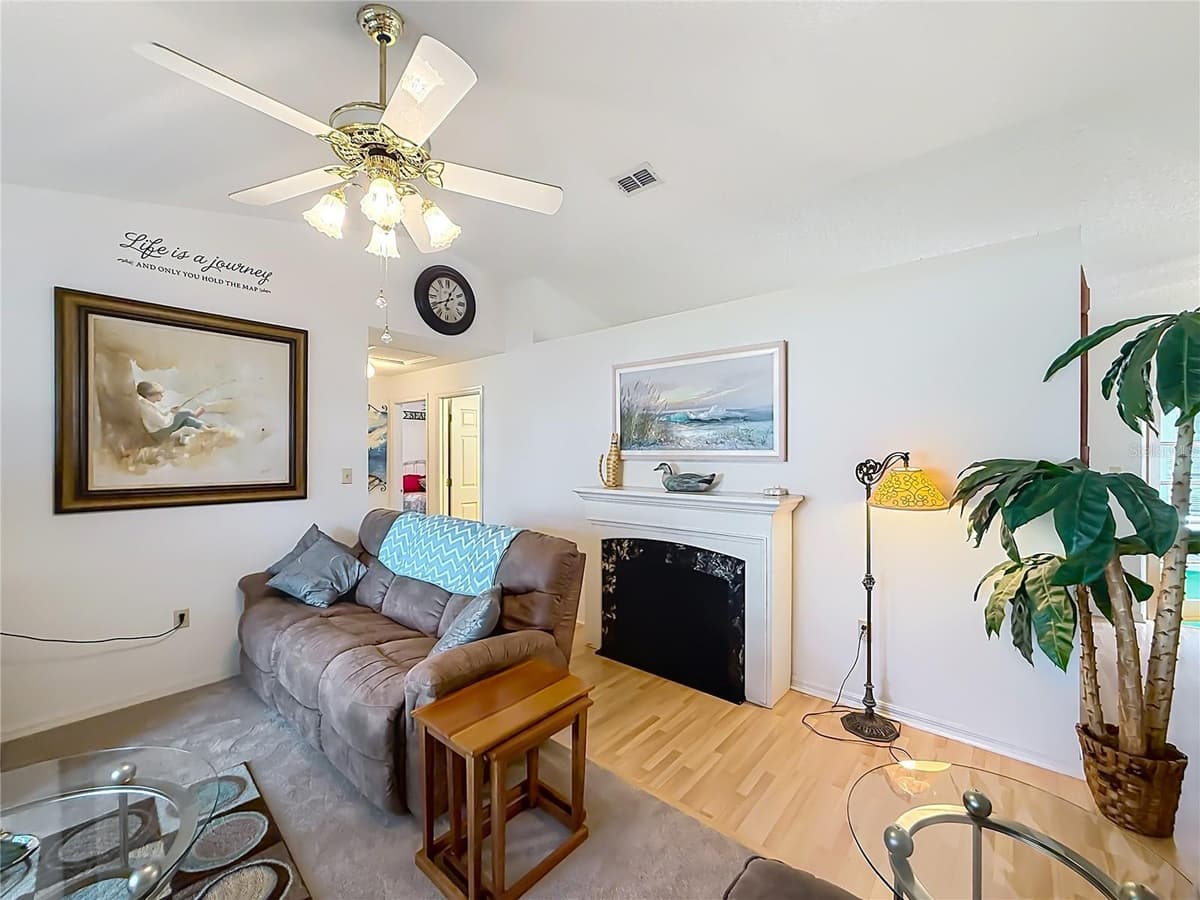 33909 LINDA LANE — photo 15 of 75