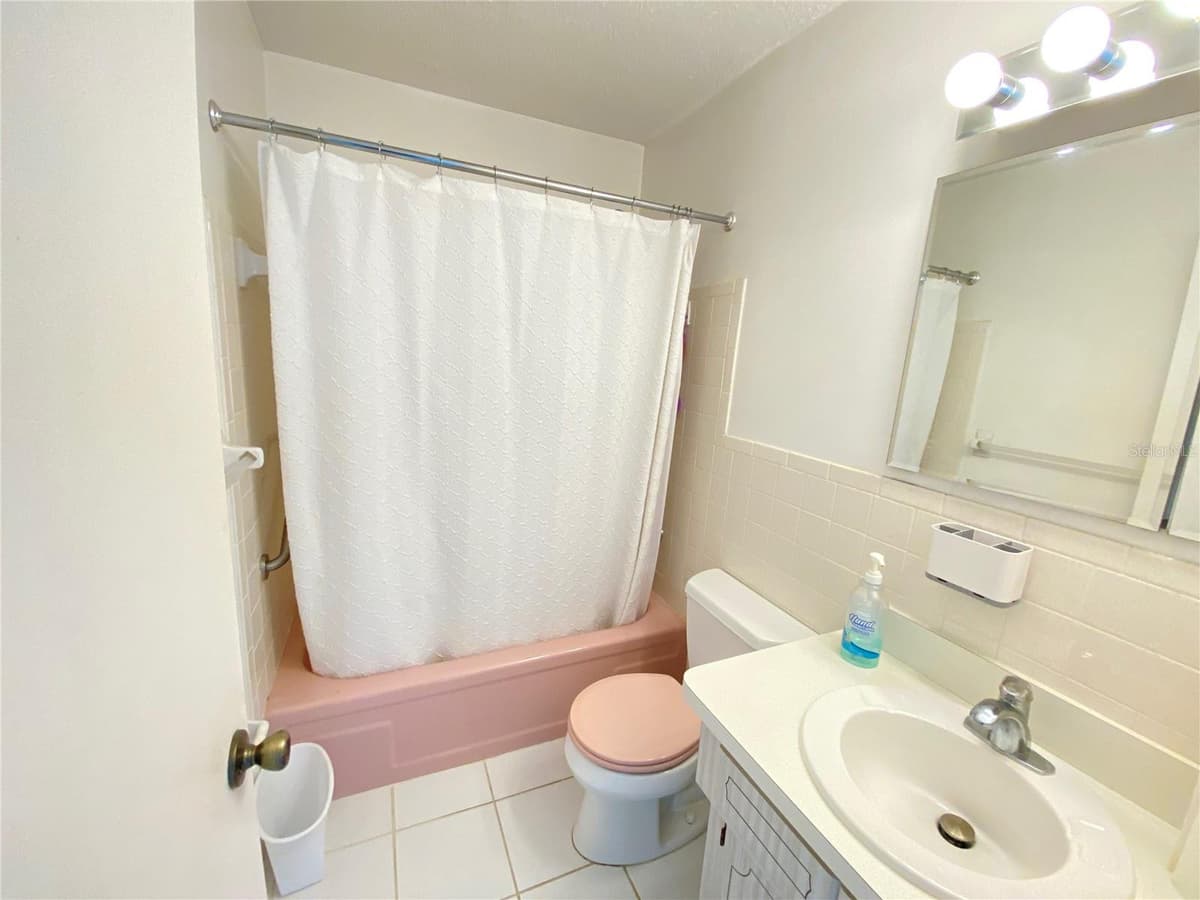 5105 ROSE PLACE — photo 35 of 43
