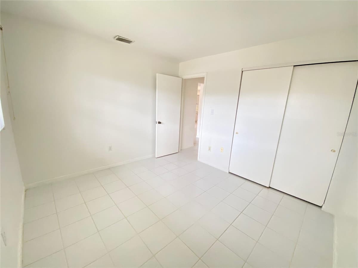 5105 ROSE PLACE — photo 32 of 43