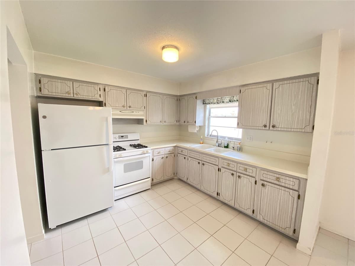 5105 ROSE PLACE — photo 14 of 43
