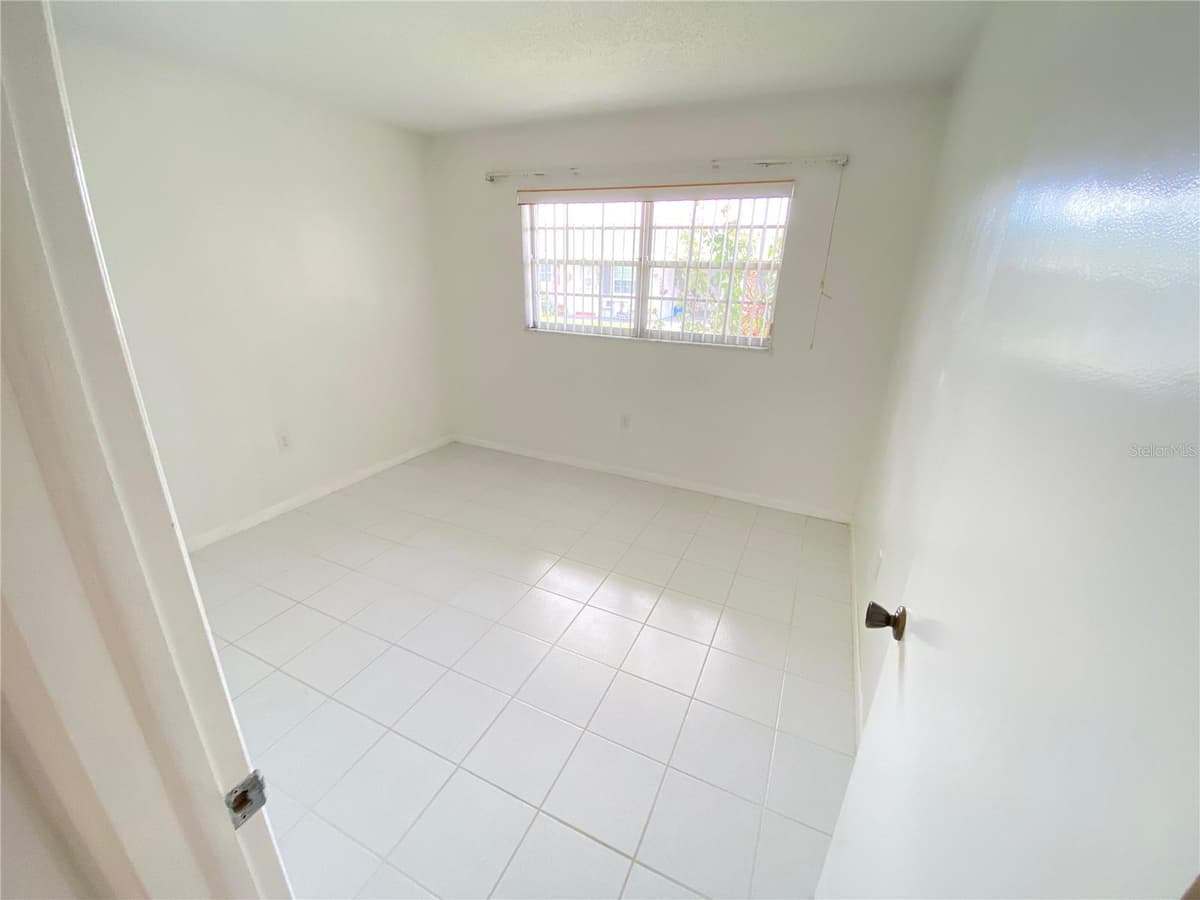 5105 ROSE PLACE — photo 33 of 43