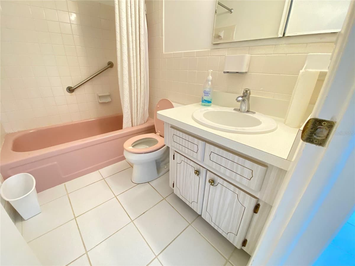 5105 ROSE PLACE — photo 37 of 43