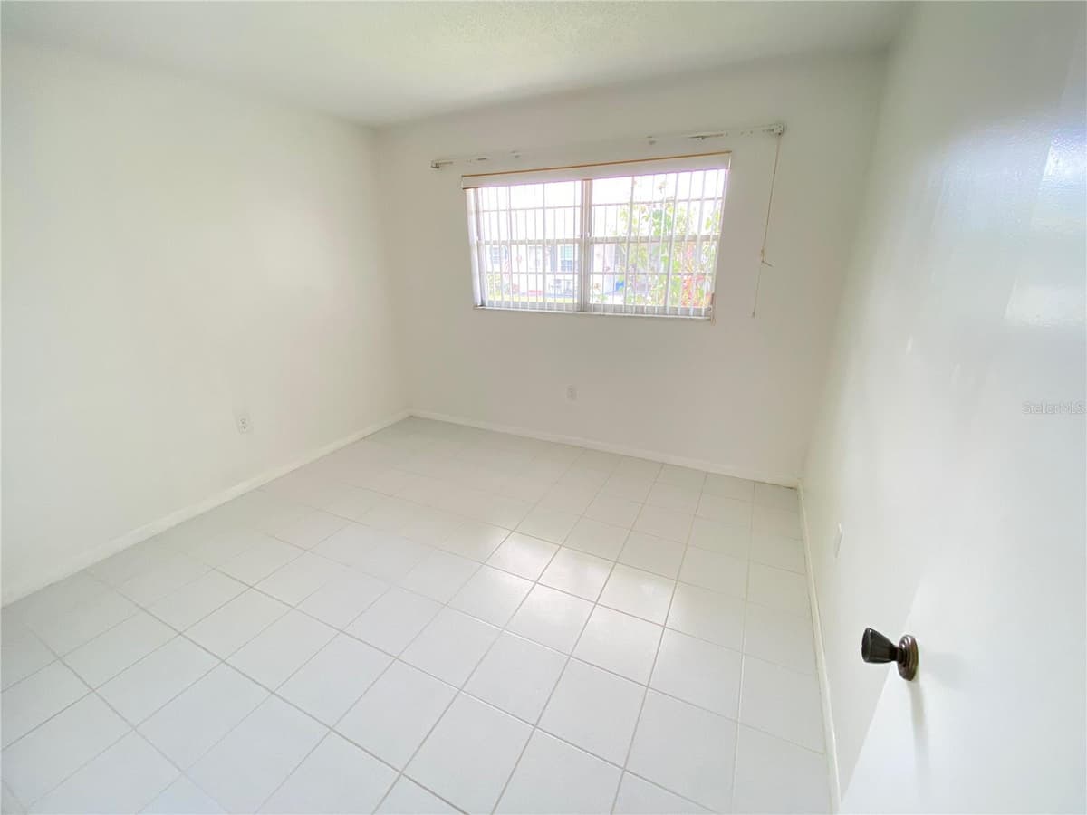 5105 ROSE PLACE — photo 34 of 43