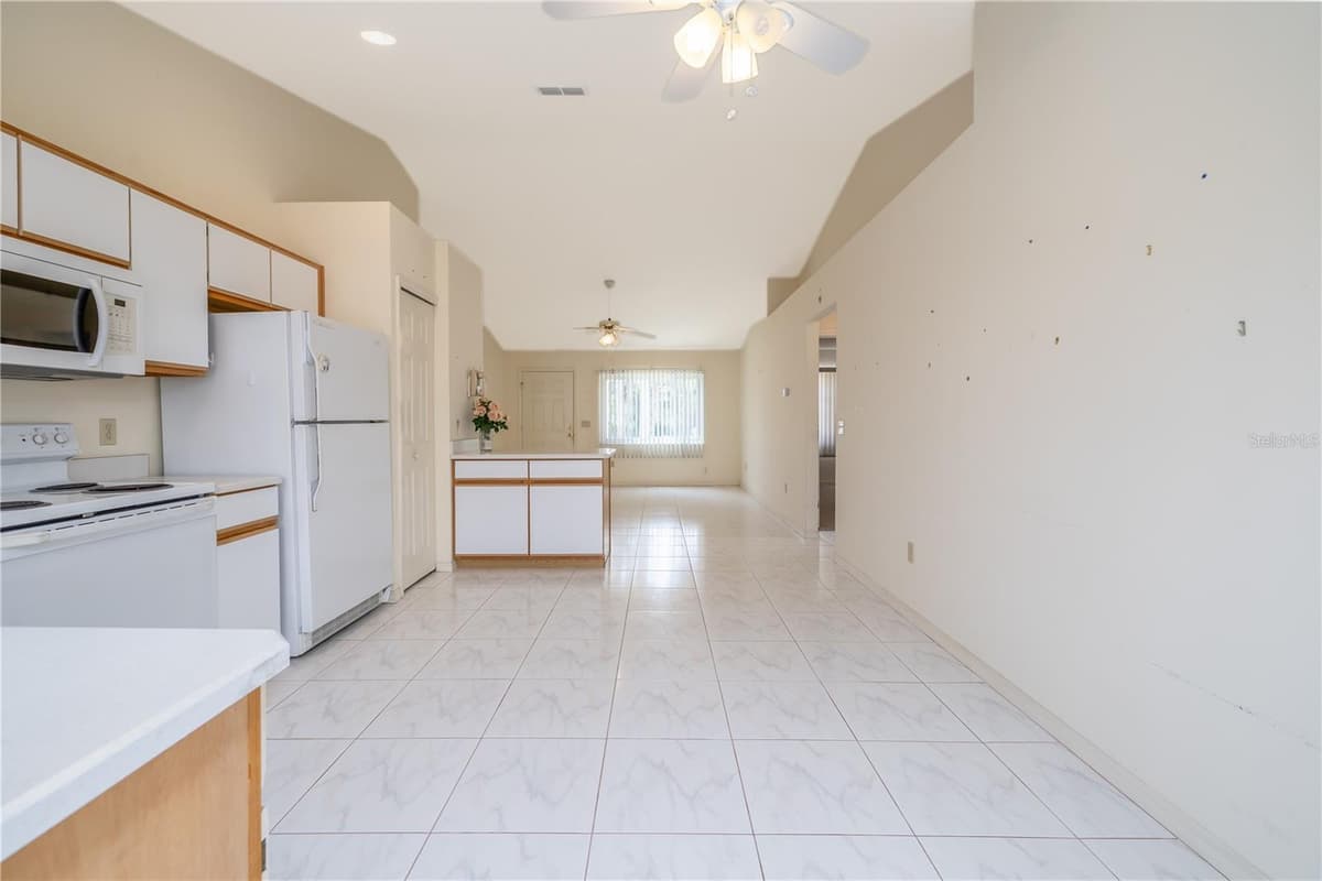 308 6TH STREET — photo 15 of 35