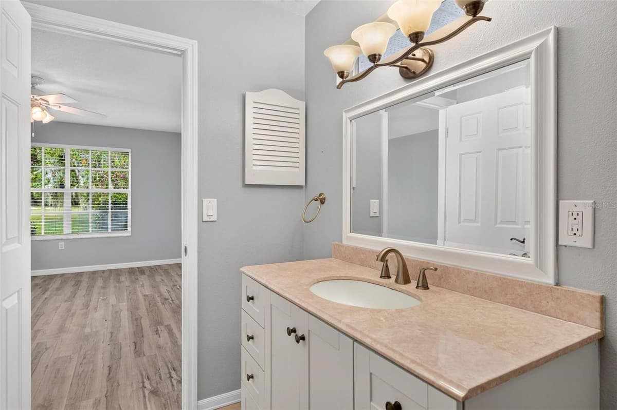 615 JUNIPER WAY — photo 42 of 70