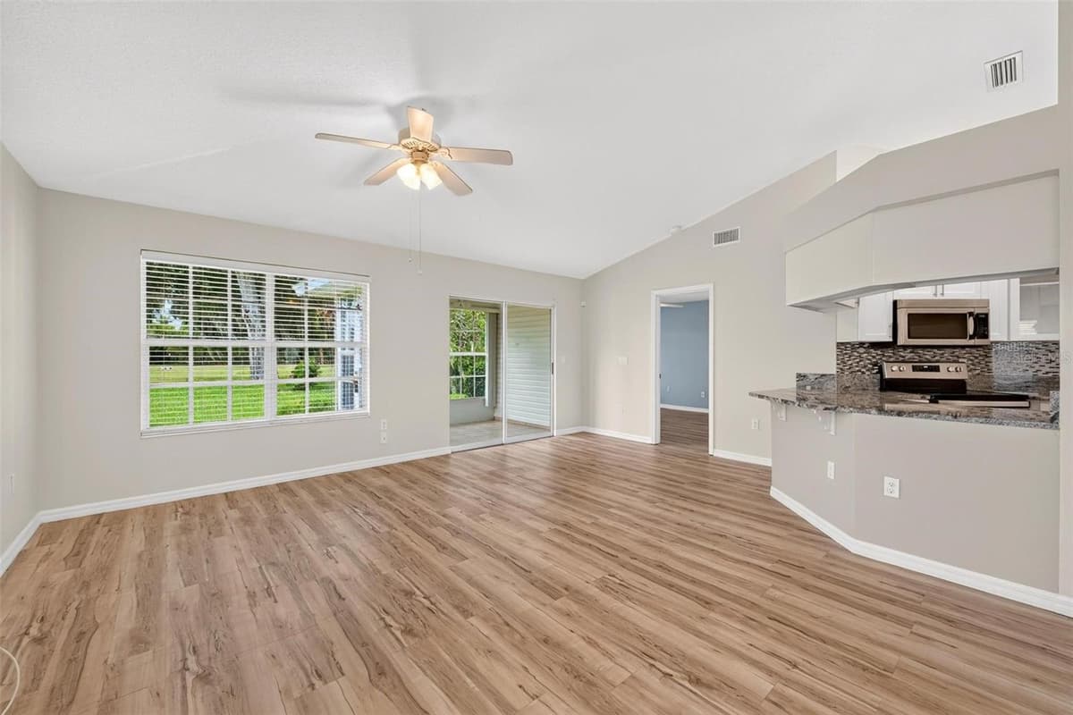 615 JUNIPER WAY — photo 13 of 70