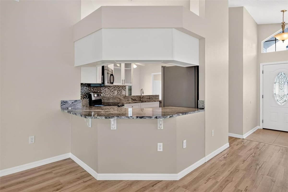 615 JUNIPER WAY — photo 20 of 70
