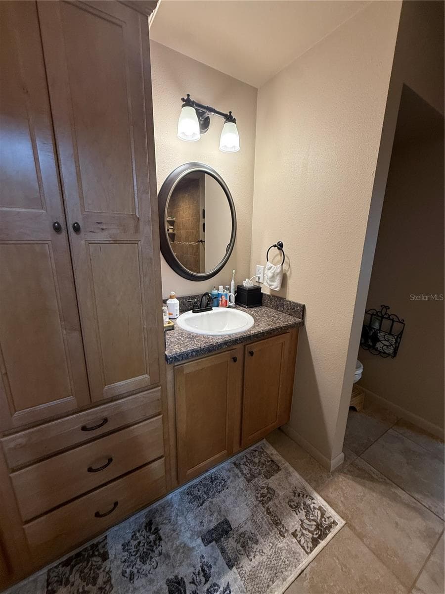 5456 HOUSTON DRIVE — photo 20 of 69