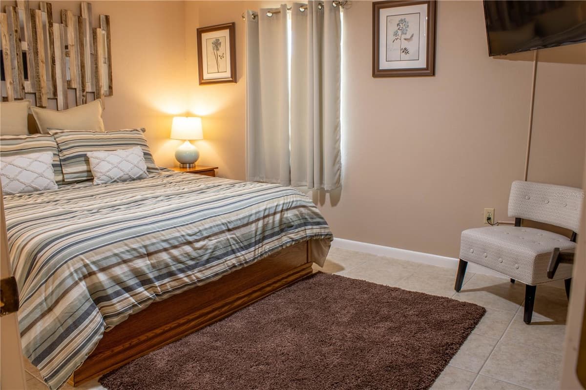 5456 HOUSTON DRIVE — photo 40 of 69