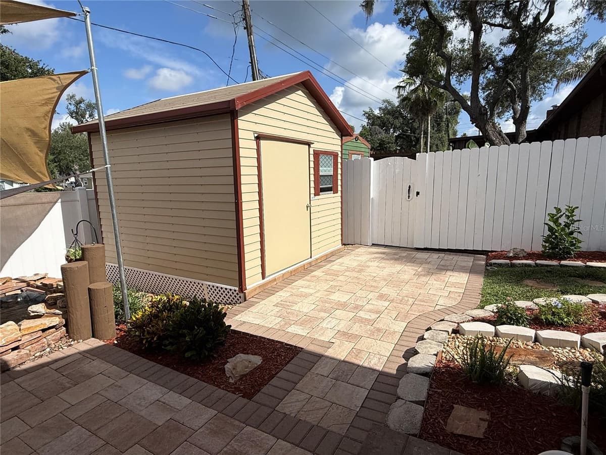 5456 HOUSTON DRIVE — photo 58 of 69