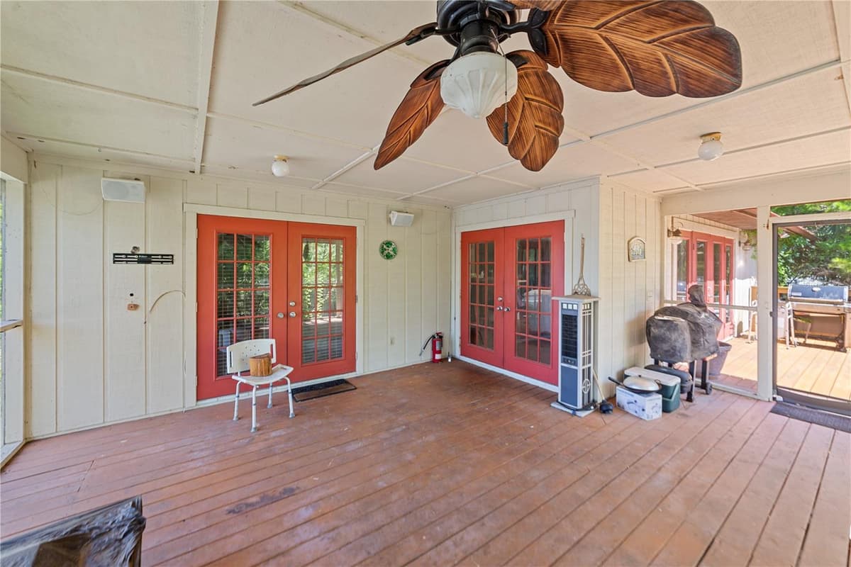 1050 STONEY POINT — photo 7 of 22
