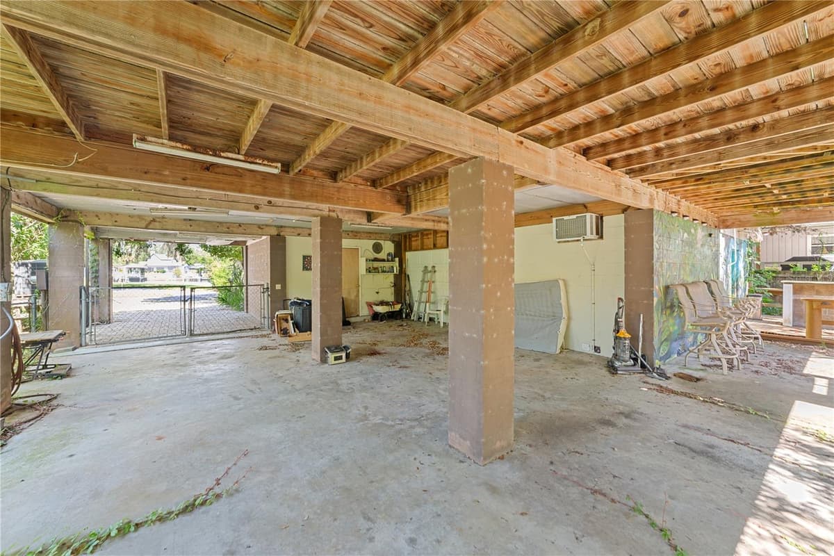 1050 STONEY POINT — photo 12 of 22
